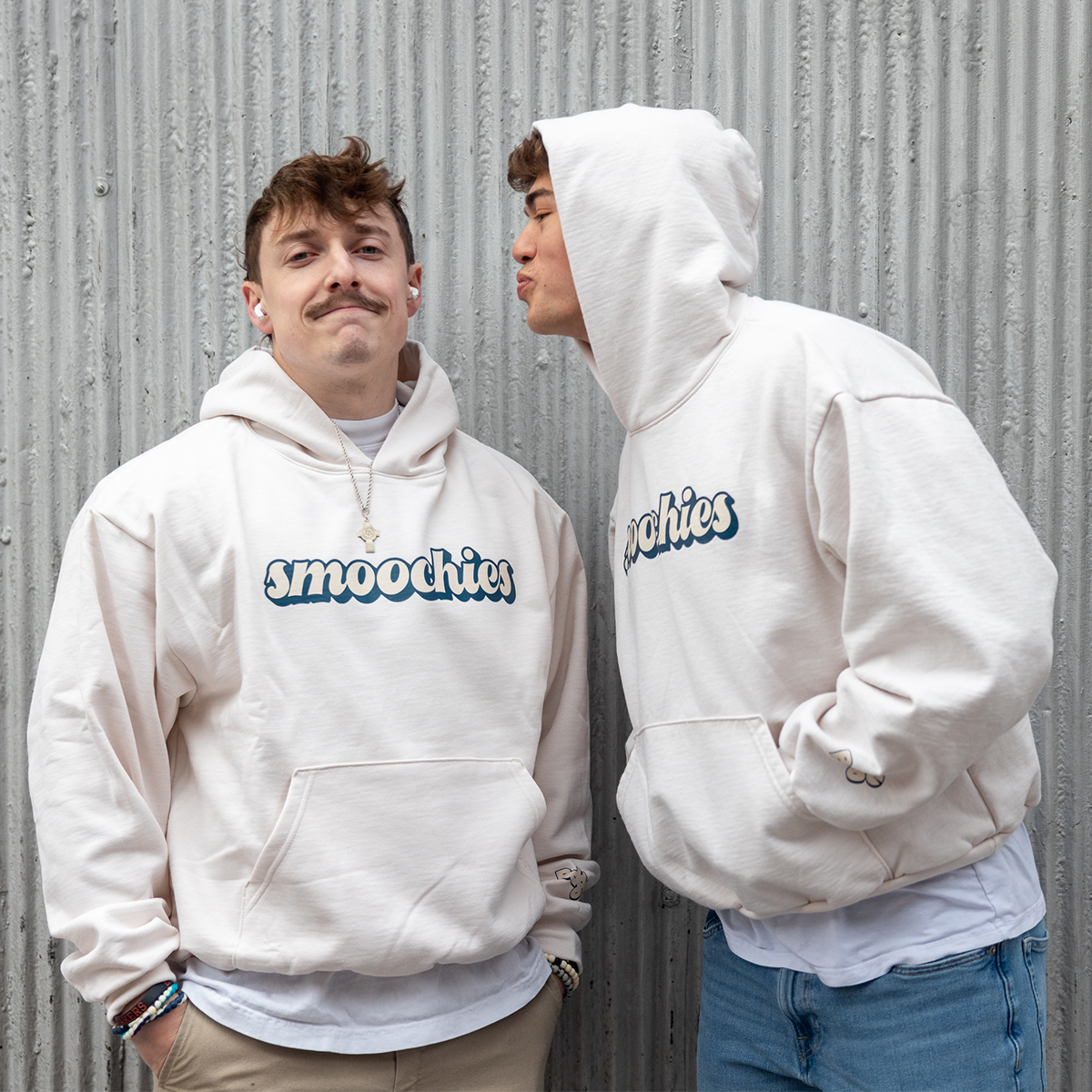 Smoochies Hoodie – BDGE